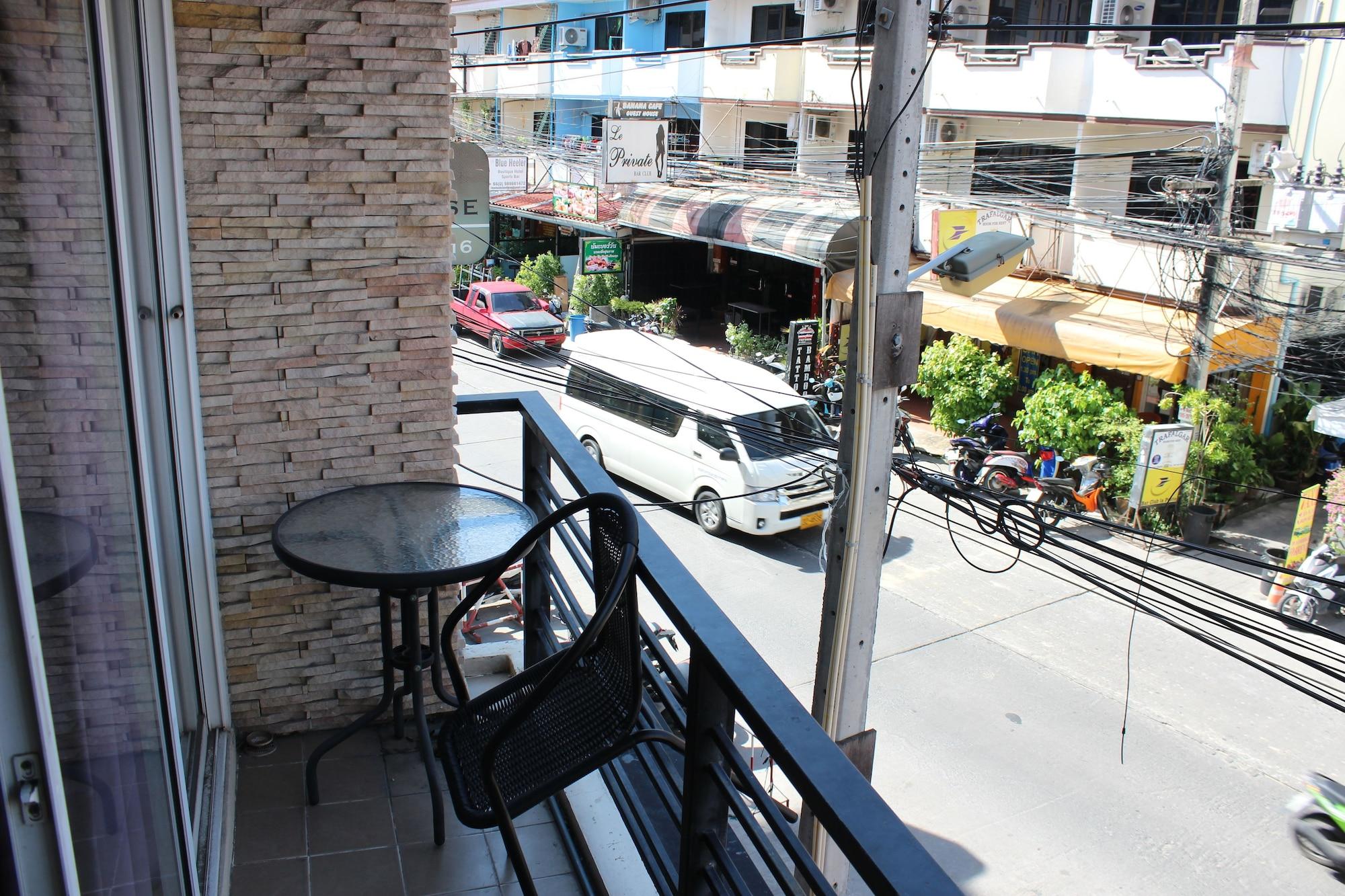 Retox Hotel Pattaya Exterior foto